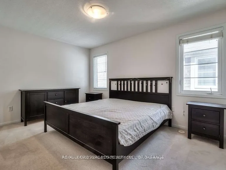 58 Howe Ave — Photo 7