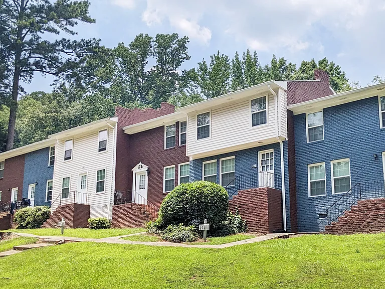 2435 Peachwood Cir NE #1 — Photo 13