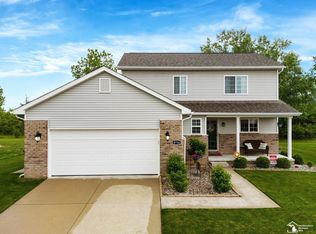 8734 E Park Ridge Cir, Newport, MI 48166