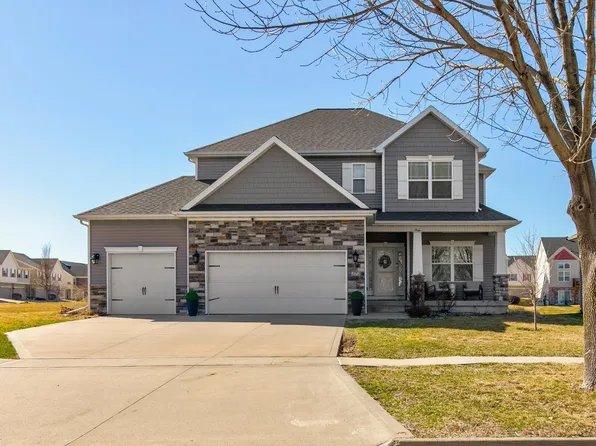 172 Bridgewood Dr, West Des Moines, IA 50266