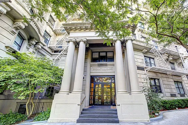 Sold by Halstead Real Estate | media 20