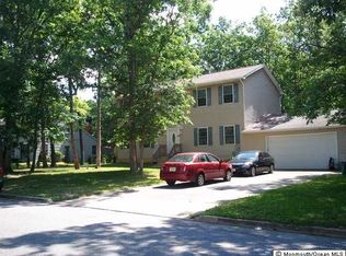 10 W 7th St, Barnegat, NJ 08006