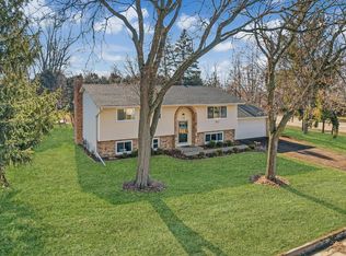 1096 Ingerson Rd, Shoreview, MN 55126