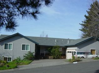 605 Rinaldo St, Santa Rosa, CA 95409