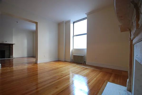 Rented by Bohemia Realty Group | media 3