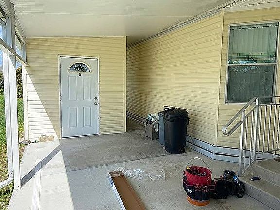 4th image of 31 Del Prado St