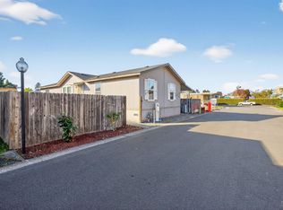 104 Leisure Park Circle, Santa Rosa, CA 95401