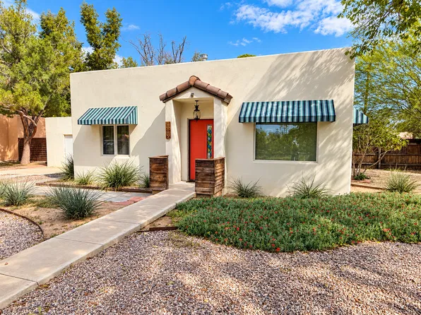 3305 East St, Las Cruces, NM 88005