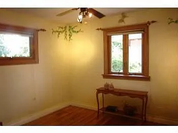 110 S Lincoln Ave photo 1
