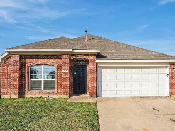 10816 Briaroaks Dr, Fort Worth, TX 76140