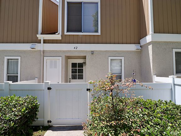 2nd image of 42 Birchwood Ln