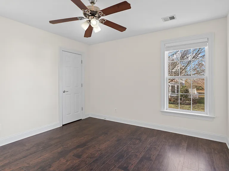 43527 Loudoun Barn Way — Photo 12