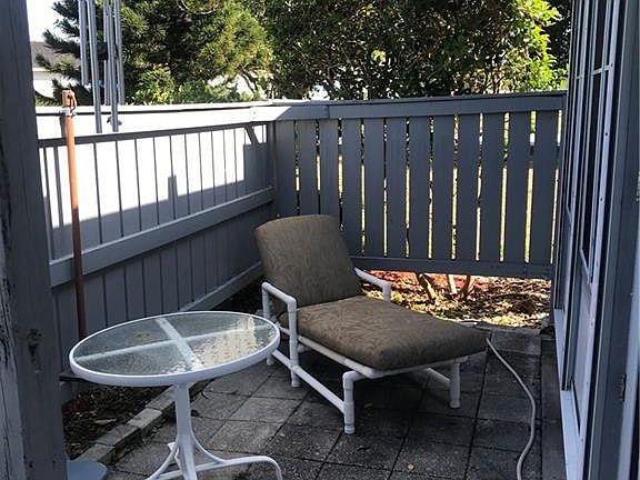 5th image of 6899 Myerlee Gardens Ave