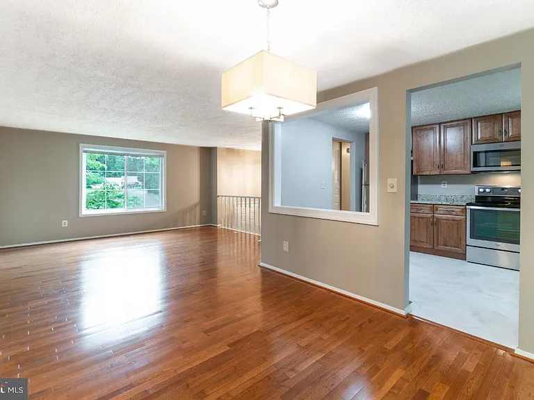 5906 Oak Leather Dr — Photo 8