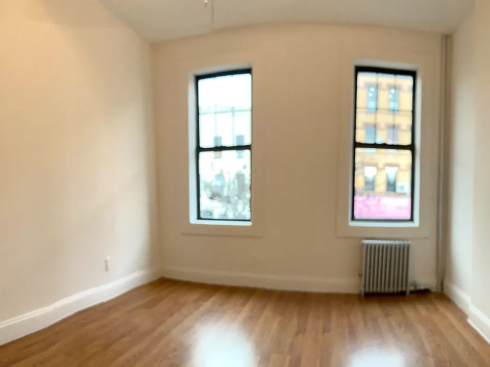 1st image of 276 Irving Ave APT 2L