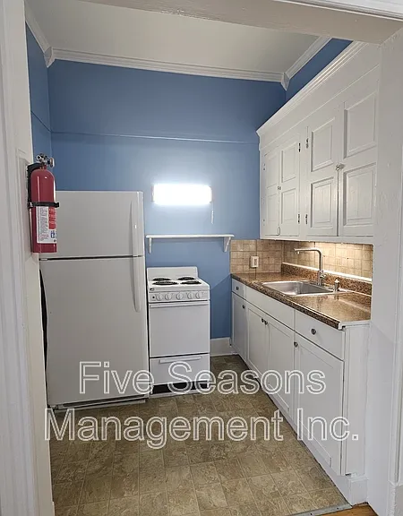 25 Intervale Ave #1 — Photo 4