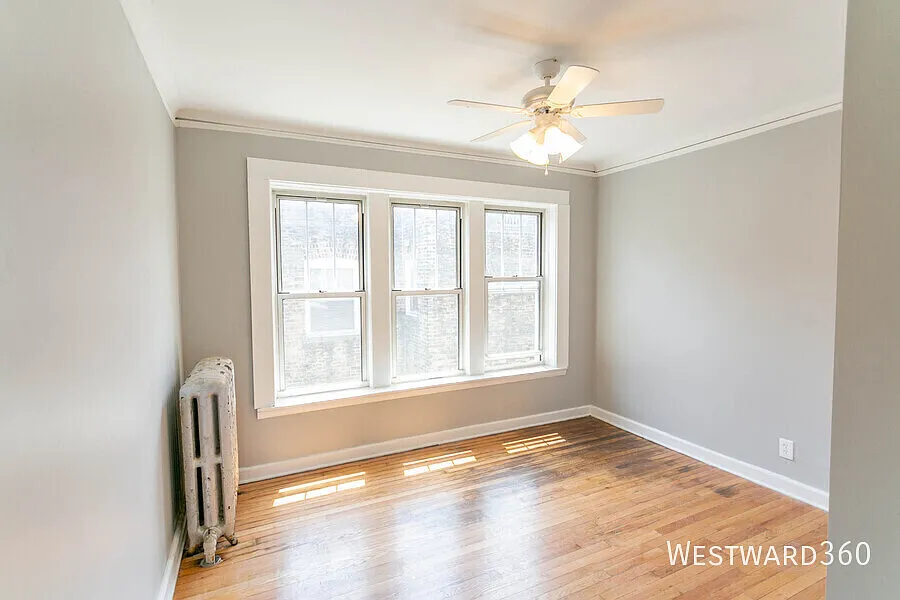 2bed/1bath close to the lake! — Photo 3