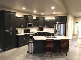 4540 Tamarack Rd, West Richland, WA 99353