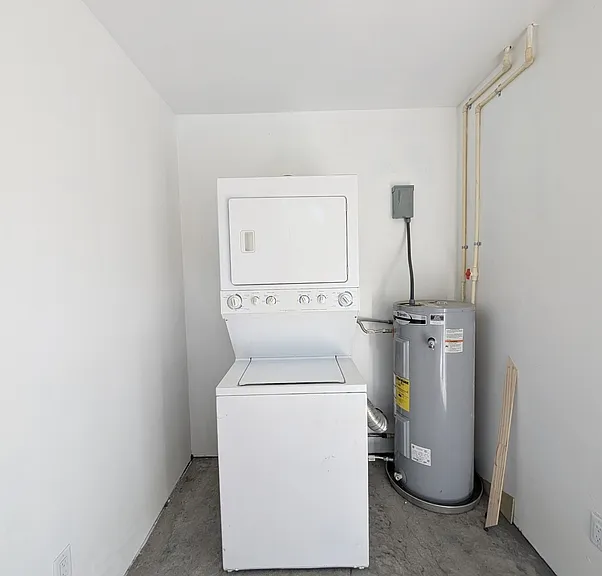 427 Crossway Rd — Photo 12