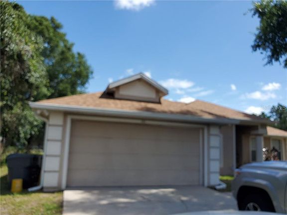 5th image of 101 Sparrow Ct