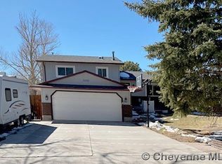 5220 Bowie Dr, Cheyenne, WY 82009
