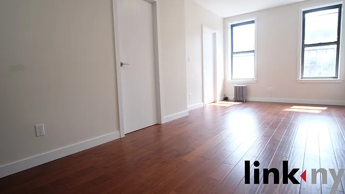 Rented by Link NY Realty | media 38