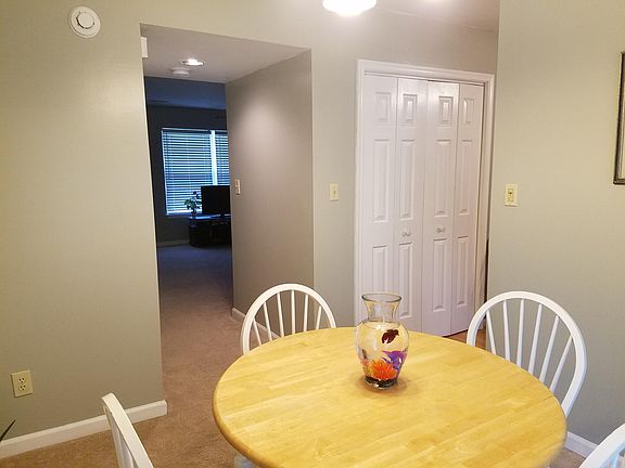 5th image of 710 Old Fort Eustis Blvd #2
