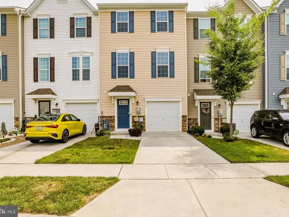 36 Continental Blvd, Sicklerville, NJ 08081