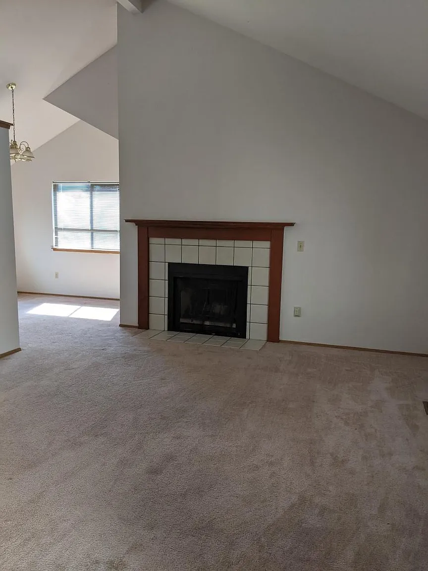 13840 SE 271st St photo 1