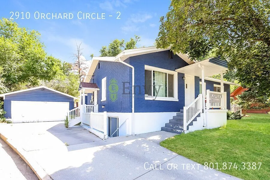Cozy 2 Bed, 2 Bath Pet-Friendly Basement Unit with Central Air! - Available on September 9th! — Photo 3