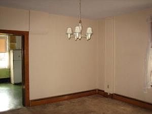 5th image of 1118 Washington Blvd