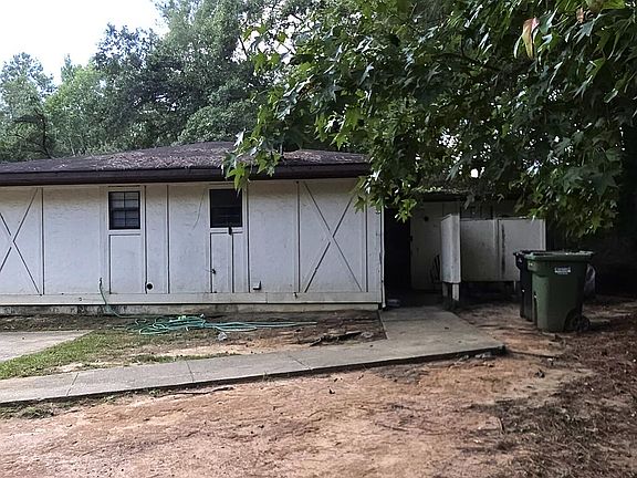3rd image of 5640 Saint Marys Rd