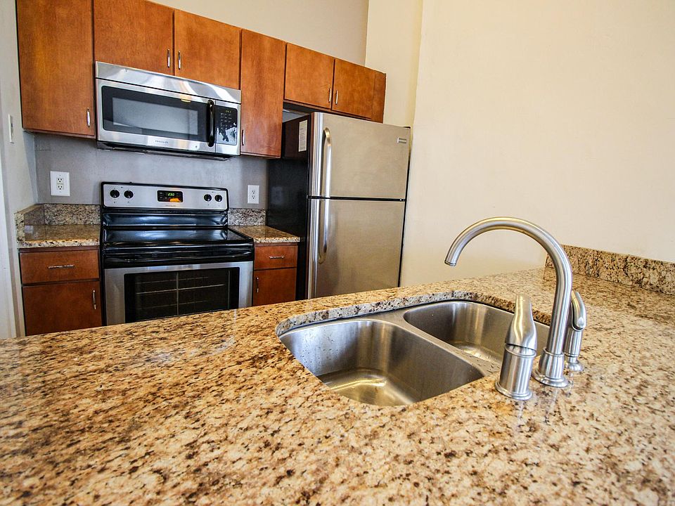 1st image of 17 N 18th St #3H
