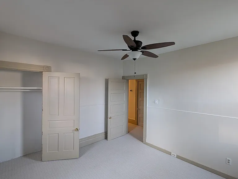 347 Spahr St — Photo 21