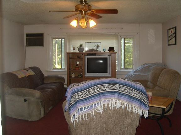 apartment livingroom