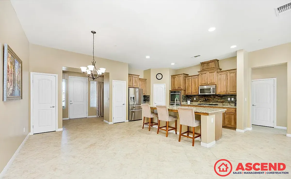 Building Photo - 10611 Midge Dr