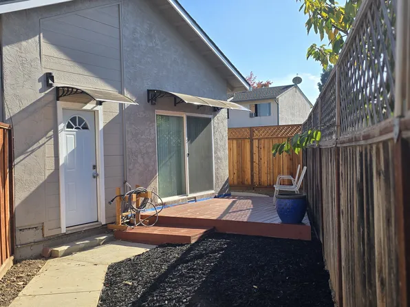 2604 Sierra Vista Ct #A300, San Jose, CA 95116