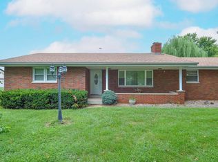 201 W Pocahontas Rd, Highland, IL 62249