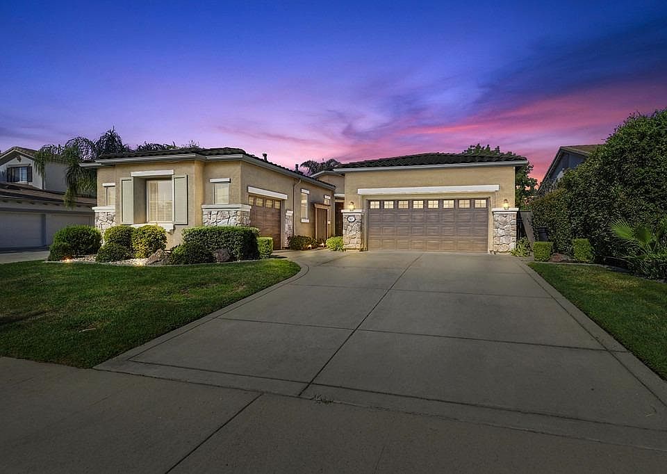 1st image of 1521 Arrowwood Ln