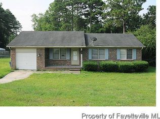 1541 Diamond Rd, Fayetteville, NC 28311