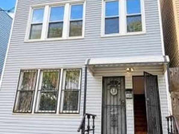 160 Carlton Ave Floor 2, Jersey City, NJ 07306