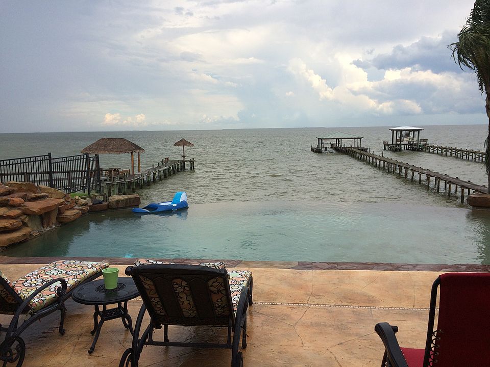 1st image of 3027 Bayshore Dr