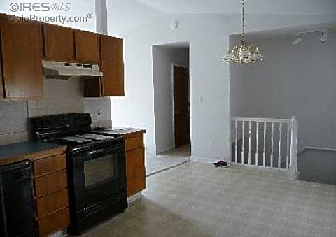 4th image of 4555 Kings Canyon Dr