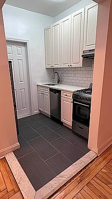 4th image of 60 E 34th St #4B