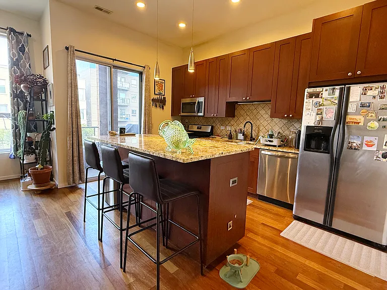 1731 N Western Ave #3 — Photo 6