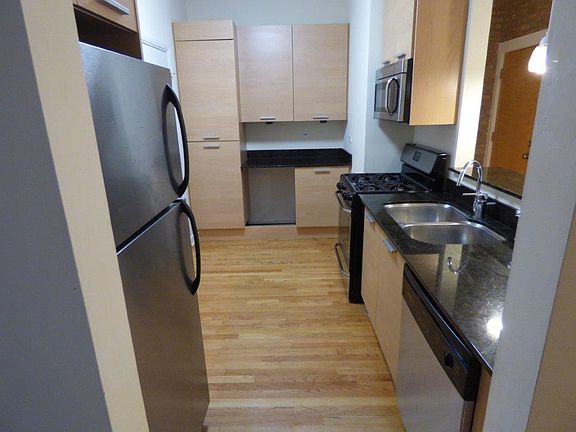 2nd image of 1332-40 W Estes Ave #1336-1N