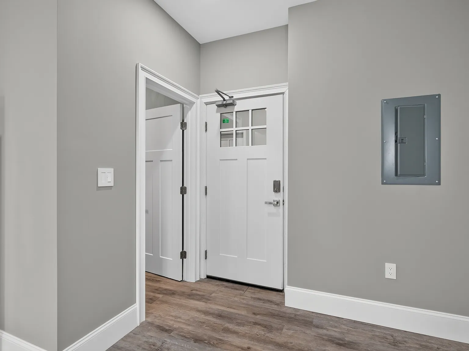 2 bed, $1,995 — Photo 4