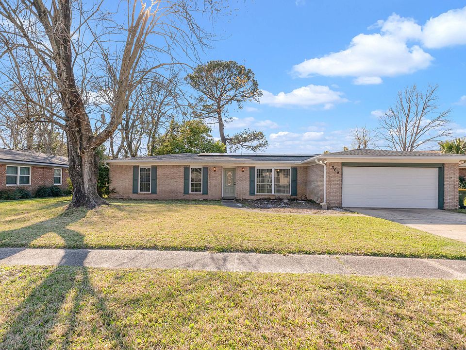 1st image of 366 Marie Cir NW