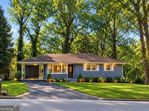 507 Pineridge Dr, Forest Park, GA 30297