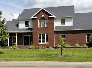 1702 4th St N, Wahpeton, ND 58075